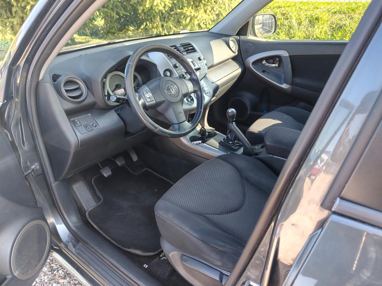 Toyota RAV 4 RAV4 Crossover 2.2 D-4D 150 CV DPF Sol