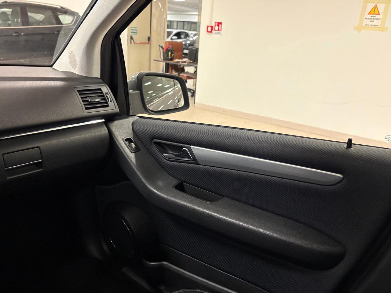 Mercedes B 180 (170) Sport FL