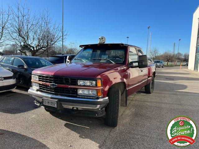 CHEVROLET Silverado 6200 Pick Up Autocarro