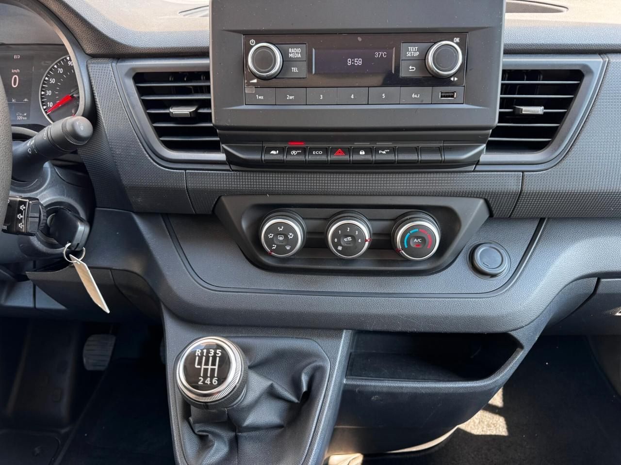 Nissan Primastar 27 2.0 dCi 130CV PC-TN Furgone Acenta