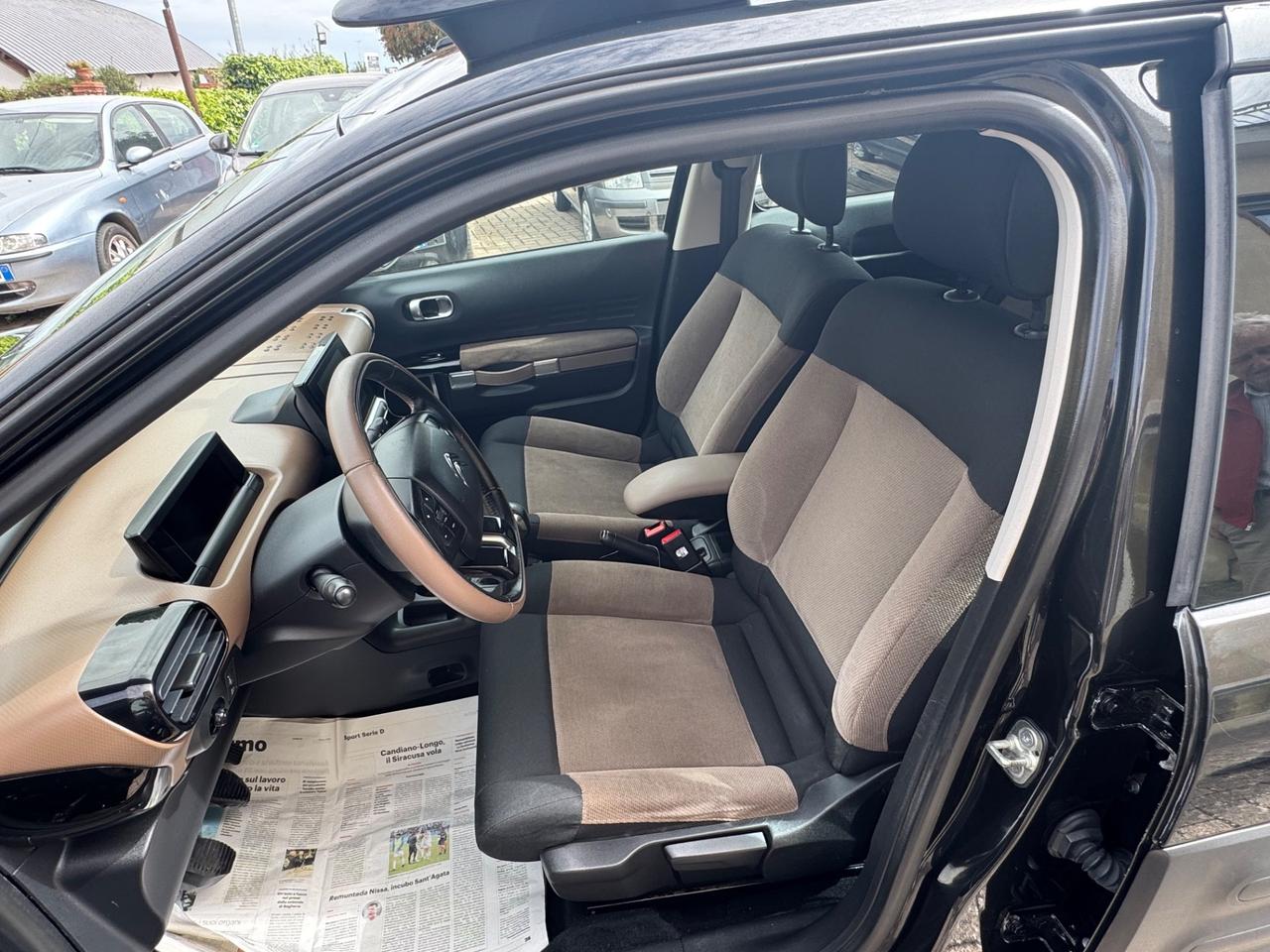 Citroen C4 Cactus BlueHDi 100 Shine