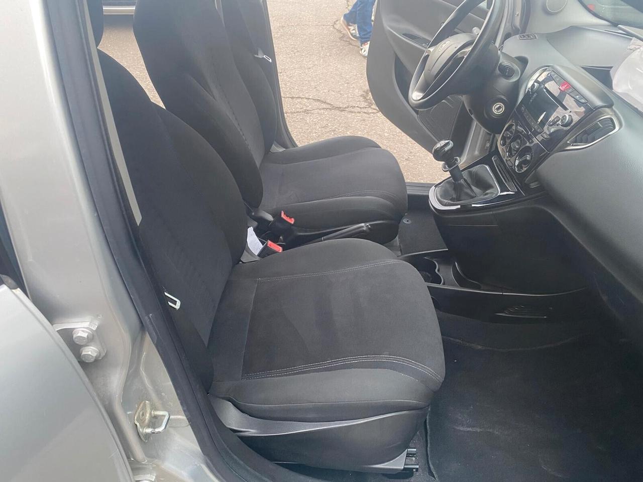 Lancia Ypsilon 69cv GPL Platinum - 1 PROPRIETARIO - GARANZIA 12 MESI