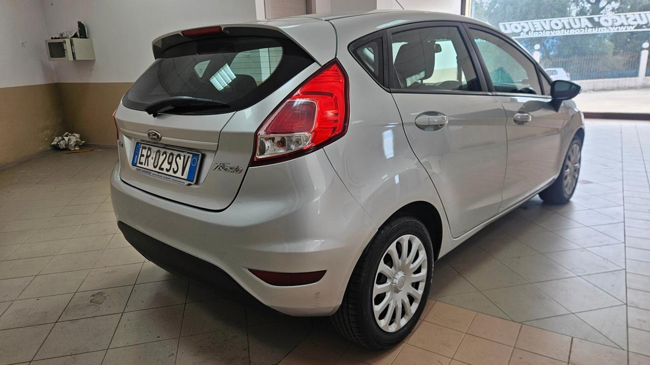 Ford Fiesta 1.5 TDCi 75CV 5 porte