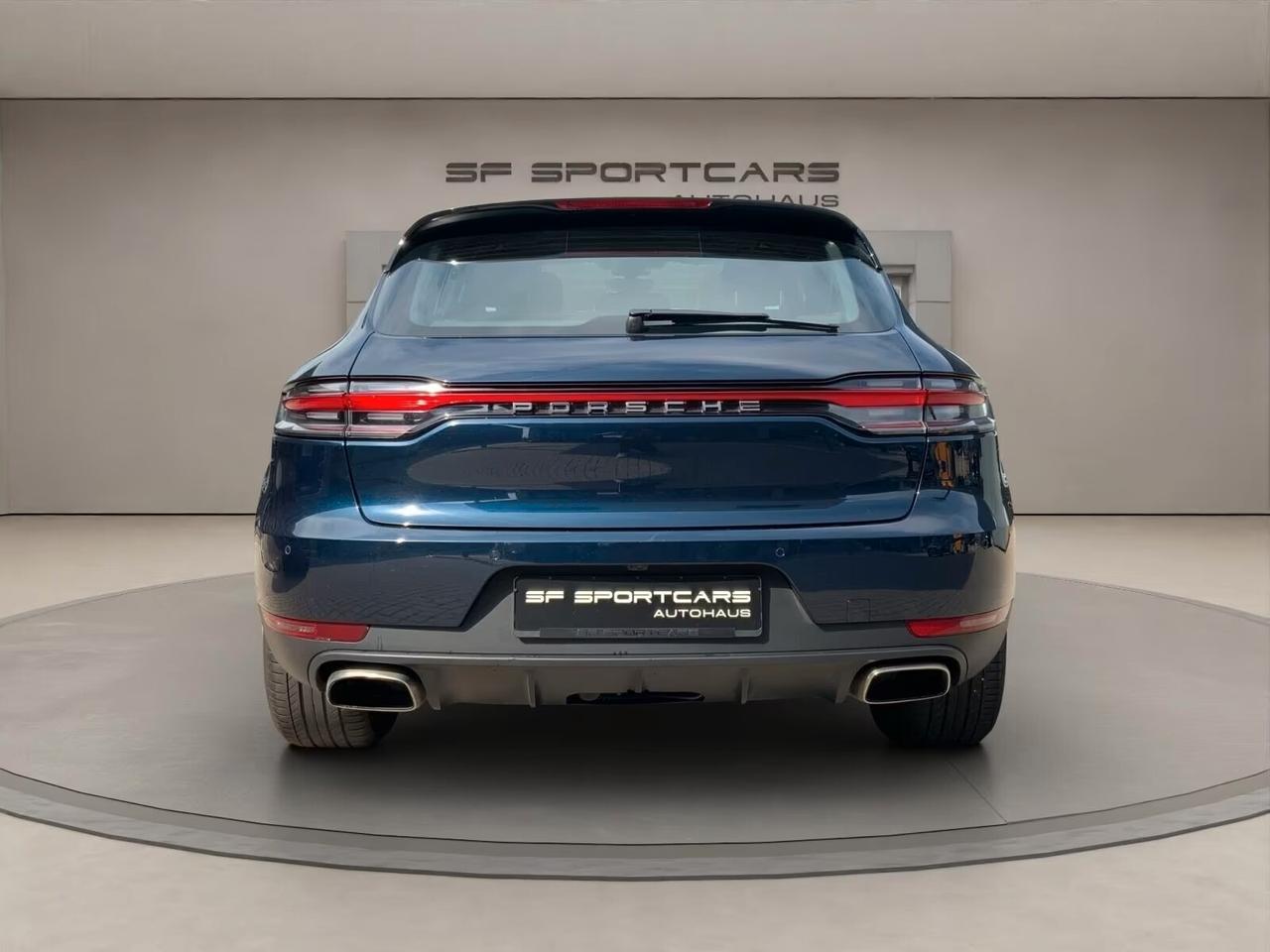Porsche Macan 2.0 AUTO-NAVI-TETTO