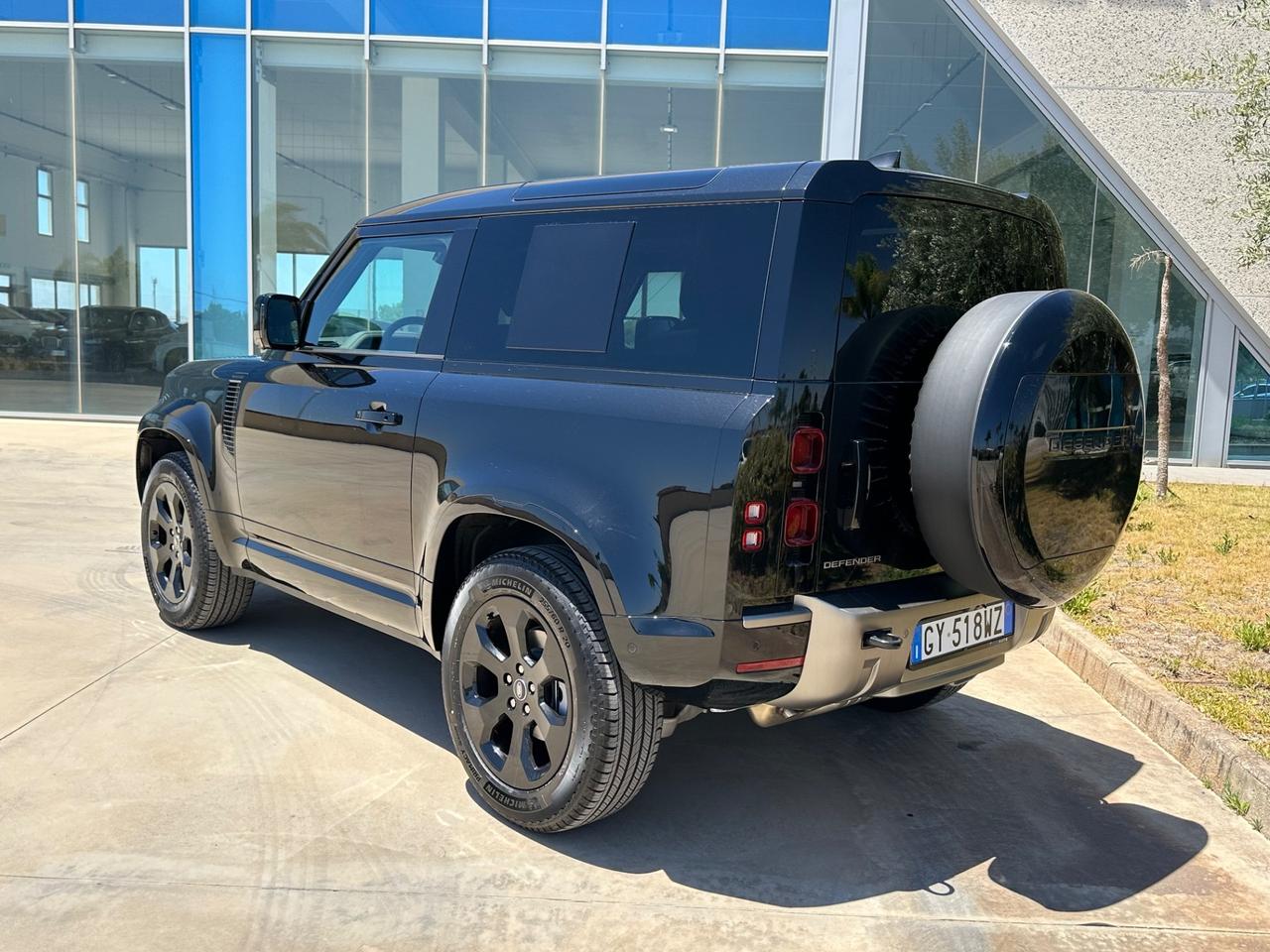 Land Rover Defender 90 X-Dynamic SE possibilità noleggio no scoring