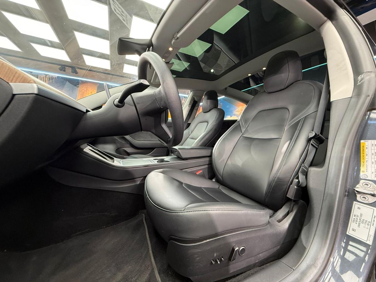 Tesla Model 3 Long Range AWD Performance (284)