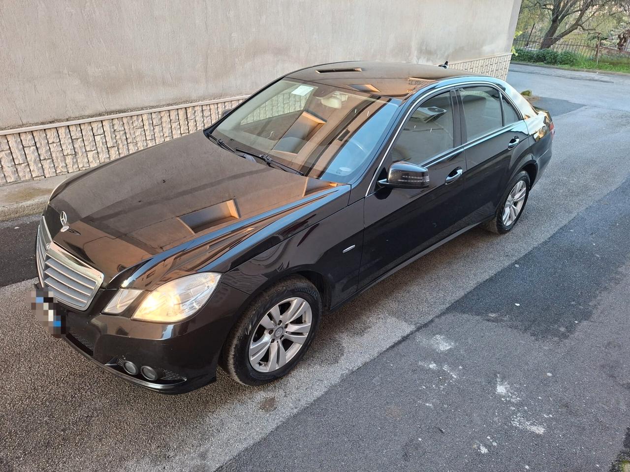 Mercedes-benz E 220 CDI BlueEFFICIENCY Executive