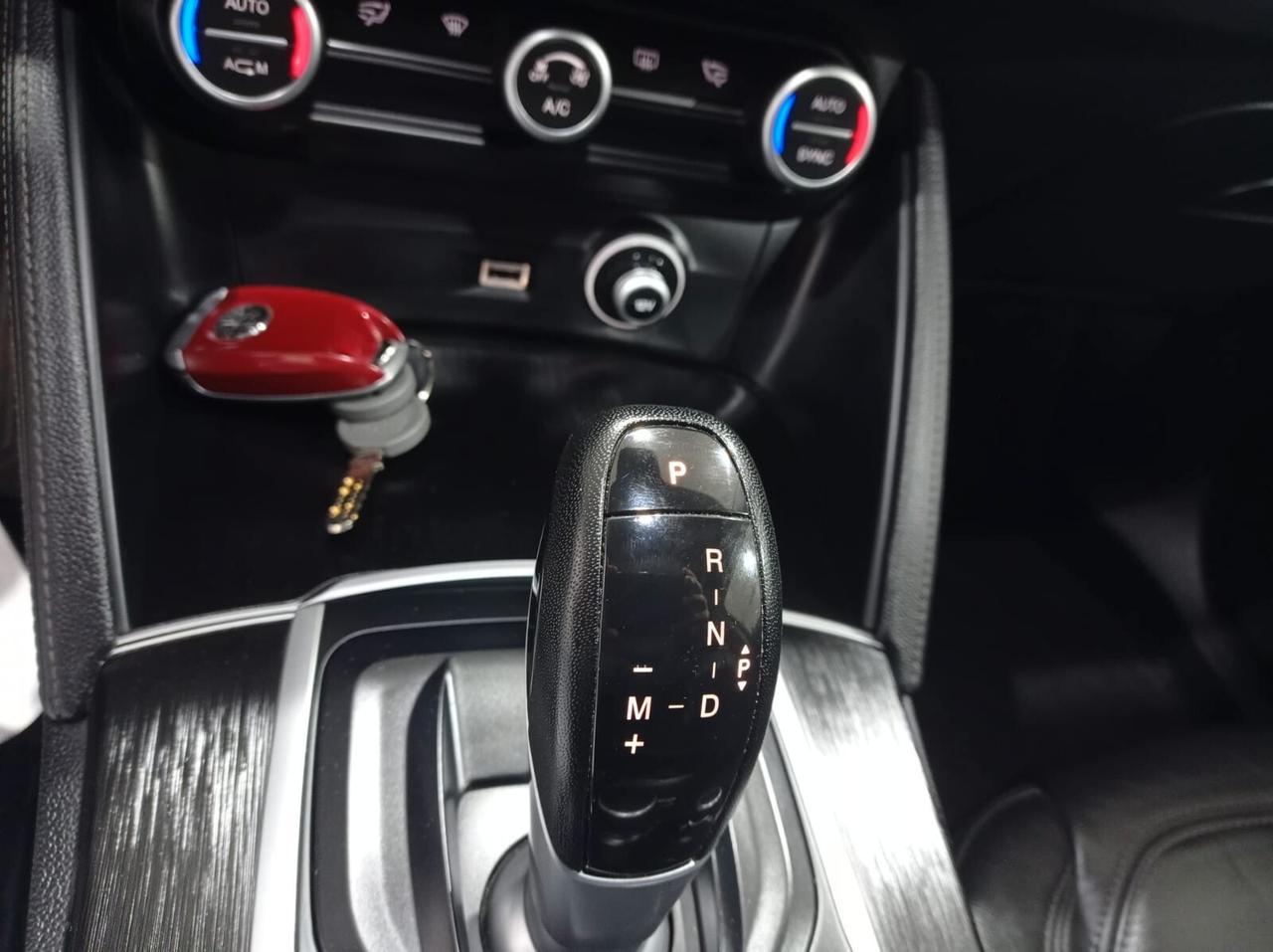 Alfa Romeo Stelvio 2.2 Turbodiesel 210 CV AT8 Q4 Executive