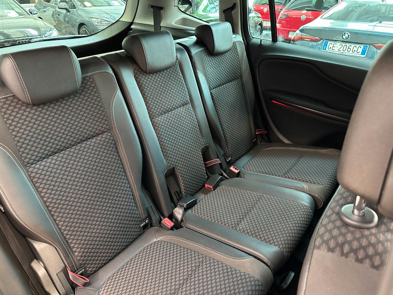 Opel Zafira Tourer 2.0 cdti Cosmo 130cv auto - 7 posti - Euro 6
