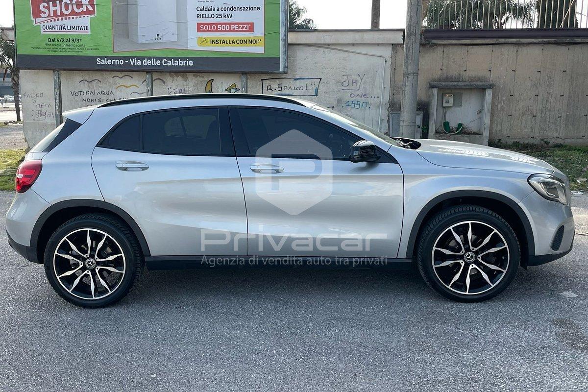 MERCEDES GLA 200 d Sport