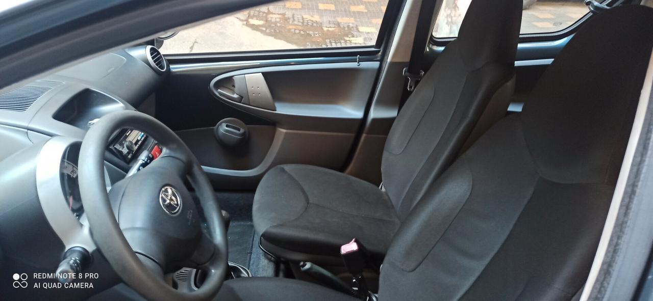 Toyota Aygo 1.0 12V VVT-i 5 porte