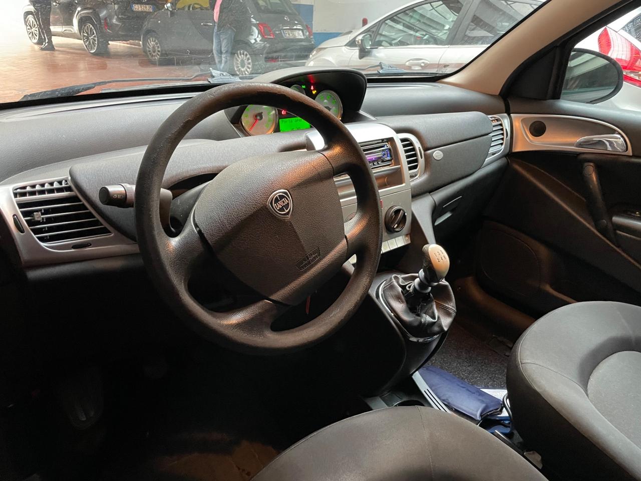 Lancia Ypsilon 1.2 Neopatentati Euro 5