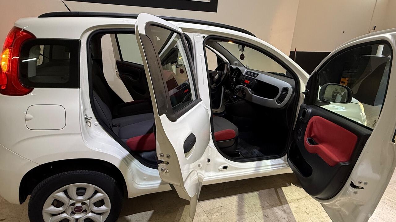 Fiat Panda 0.9 TwinAir Turbo Natural Power Lounge