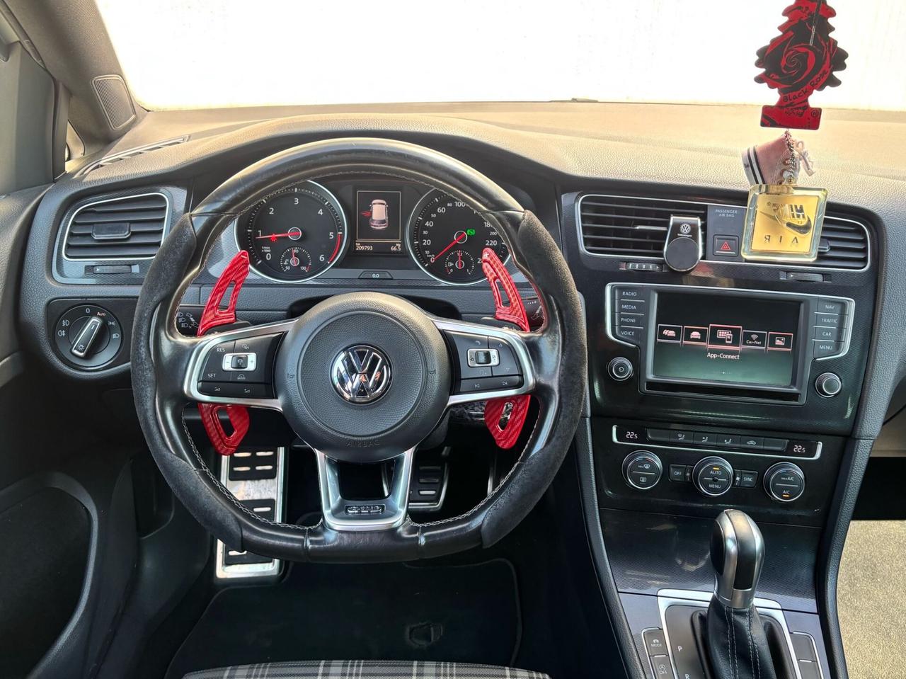 Volkswagen Golf GTD 2.0 TDI DSG 5p. Business BlueMotion Technology