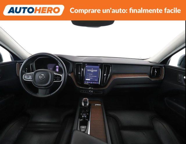 VOLVO XC60 B4 (d) automatico Plus Dark