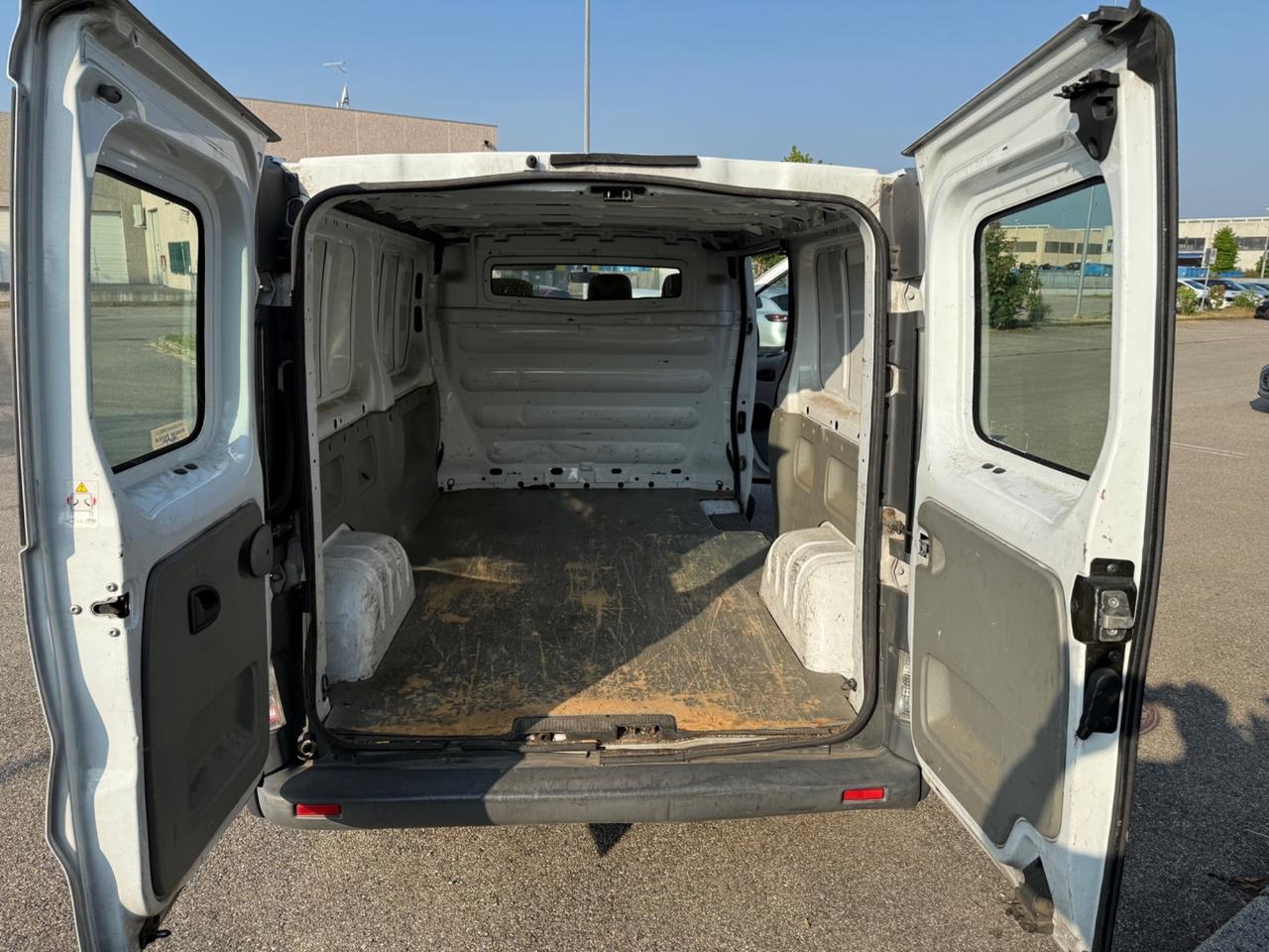 Opel Vivaro Renault Trafic 1.9 dci