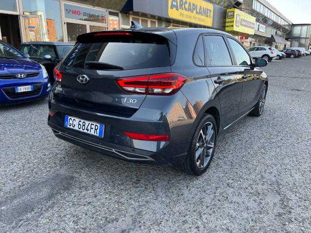 HYUNDAI i30 1.6 CRDi hybrid AUTOMATICA