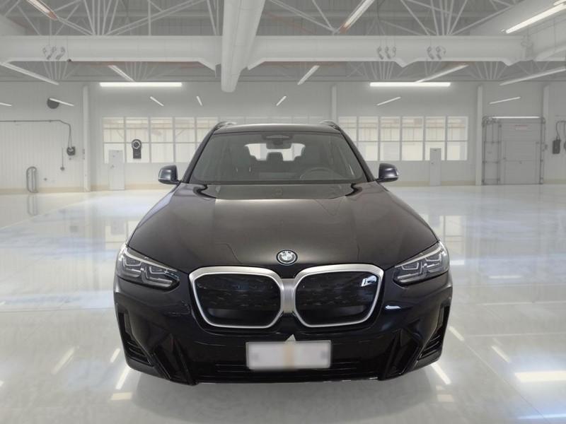 BMW 109 CV INSPIRING SUV
