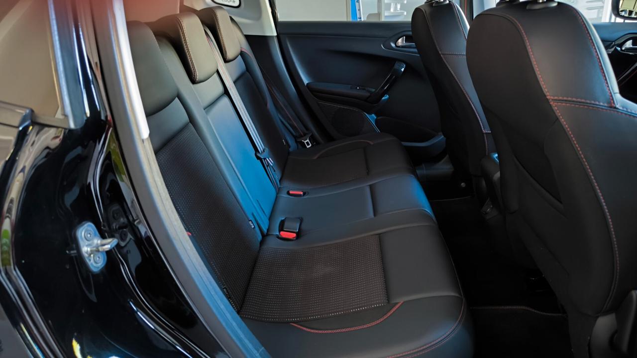 Peugeot 2008 BlueHDi 120 S&S GT Line