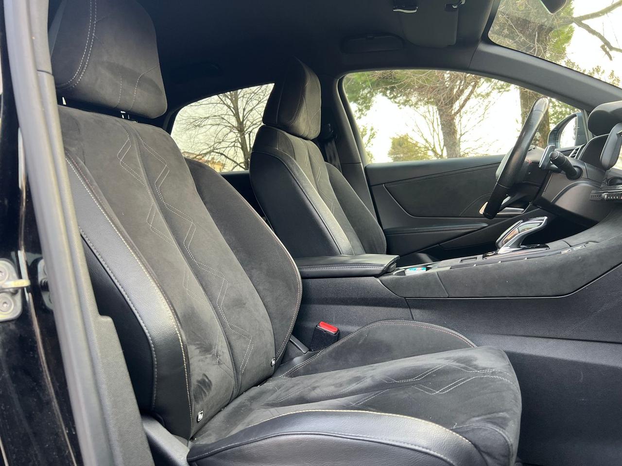 DS DS 7 7 Crossback 2.0 Blue HDi 180 Gran #9741