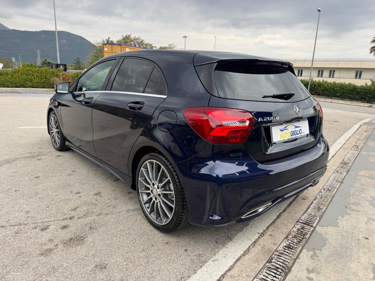 Mercedes-benz A 200 d Automatic Premium AMG