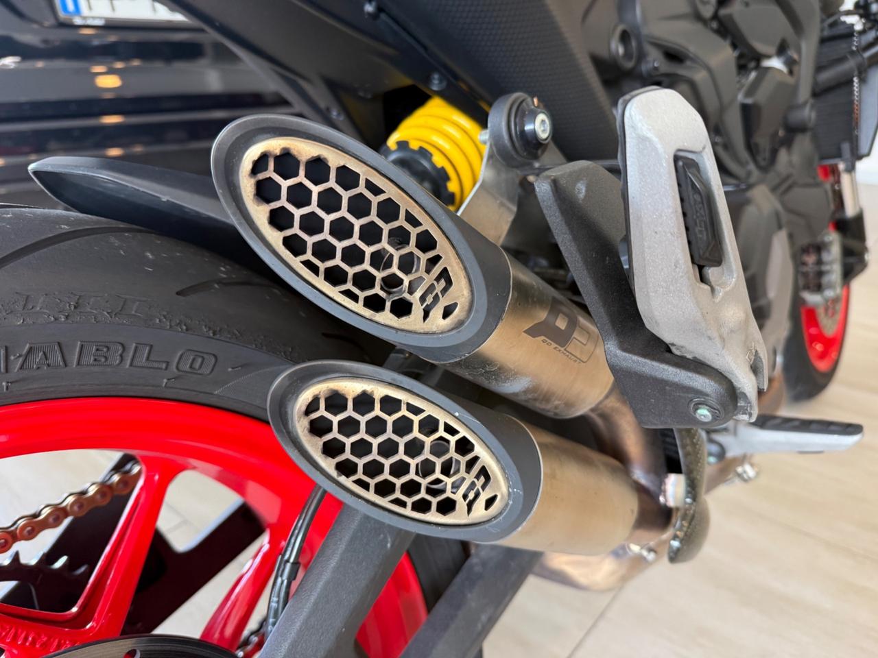 Ducati Monster 937 Plus