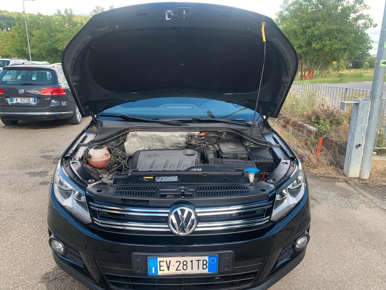 Volkswagen Tiguan 110 cavalli neo patentati- 2 ruote motrici tdi - unico proprietario- ottime condizioni- tagliandata