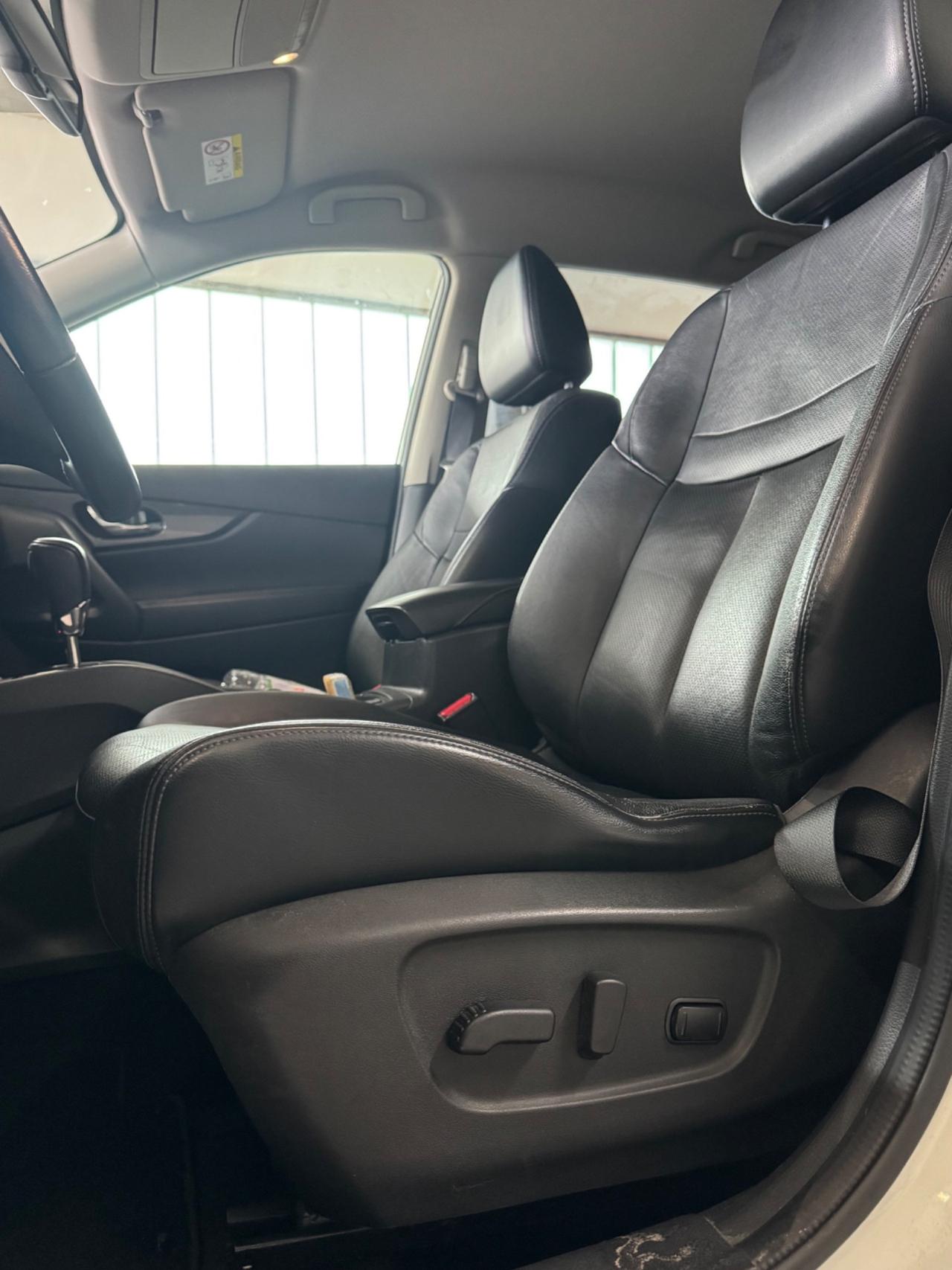 Nissan X-Trail 1.6 dCi 2WD Tekna