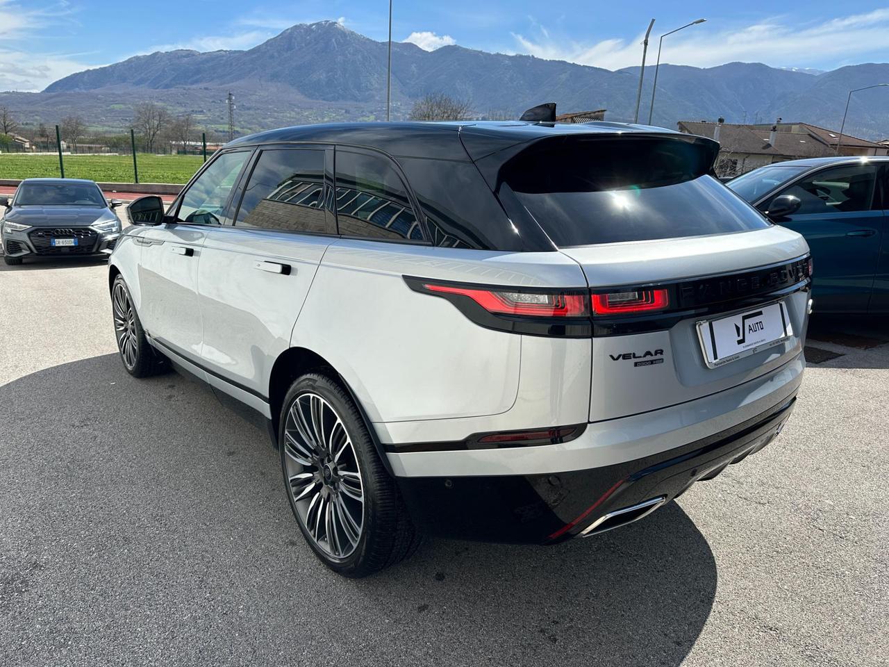 Land Rover Range Rover Velar 3.0d i6 mhev R-Dynamic HSE 4wd 300cv auto