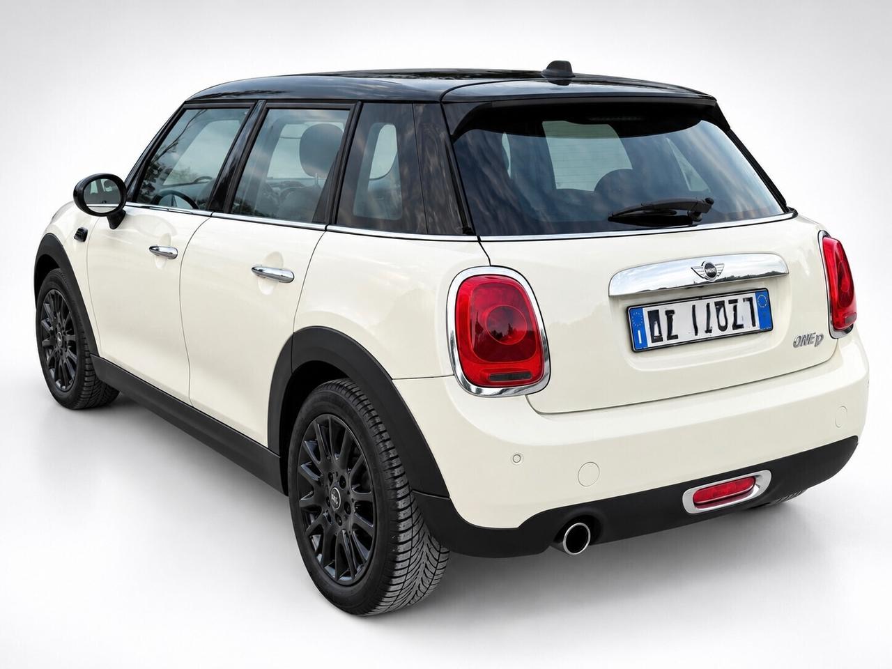 MINI COOPER ONE 1.6 DIESEL 5 PORTE NEOPATENTATi F55