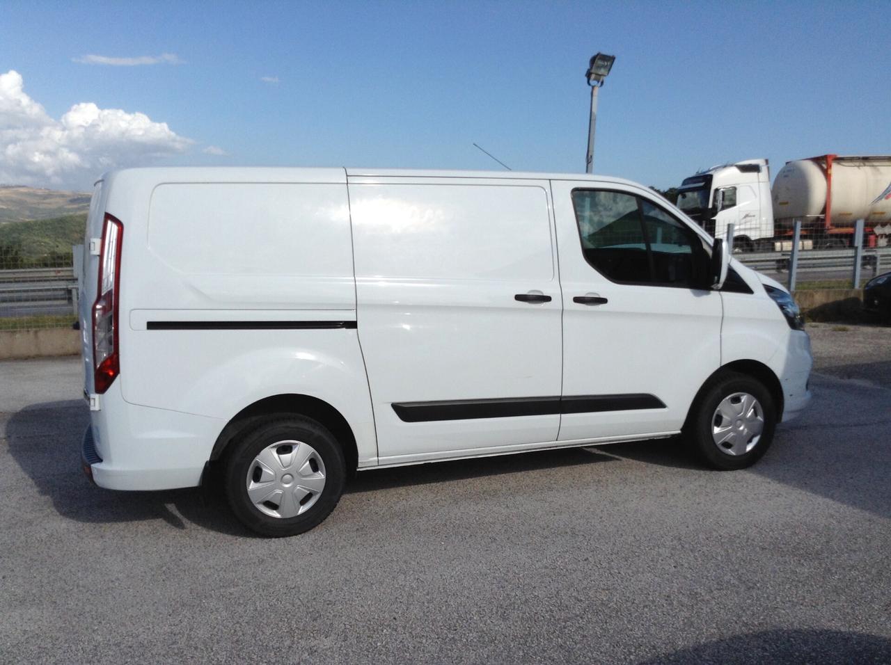 Ford Transit Custom Transit Custom 300 2.0 TDCi 130 PC Furgone Trend