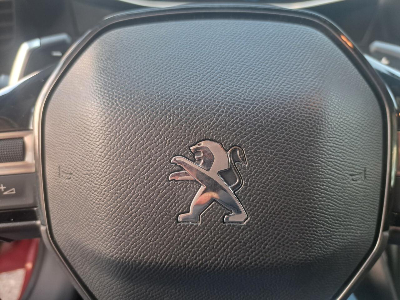 Peugeot 208 CAMBIO AUTOMATICO 100 CV NESSUN OBBLIGO FINANZIARIO !!