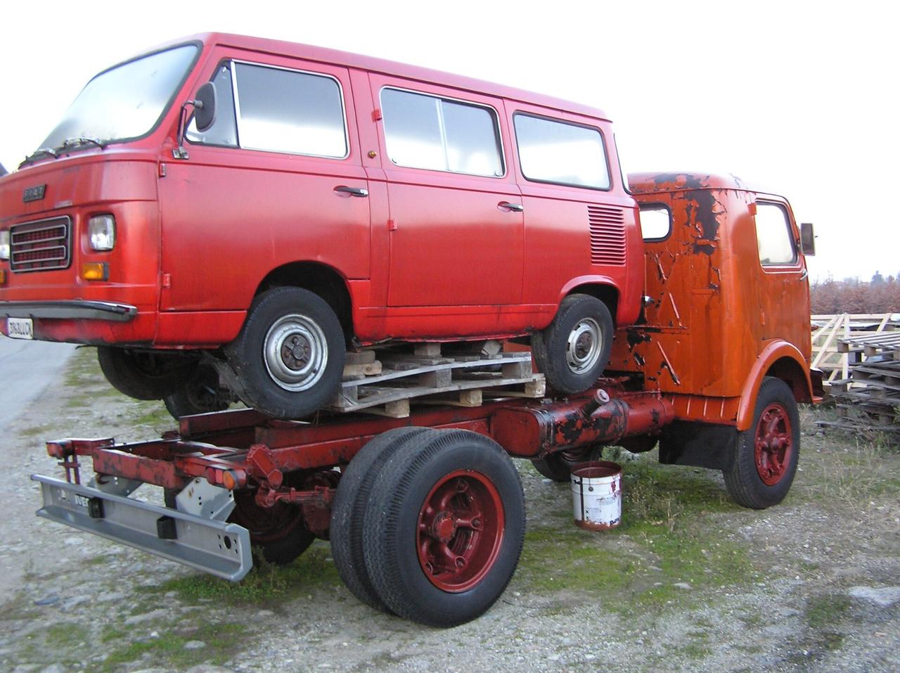 Autocarro OM LEONCINO d'epoca