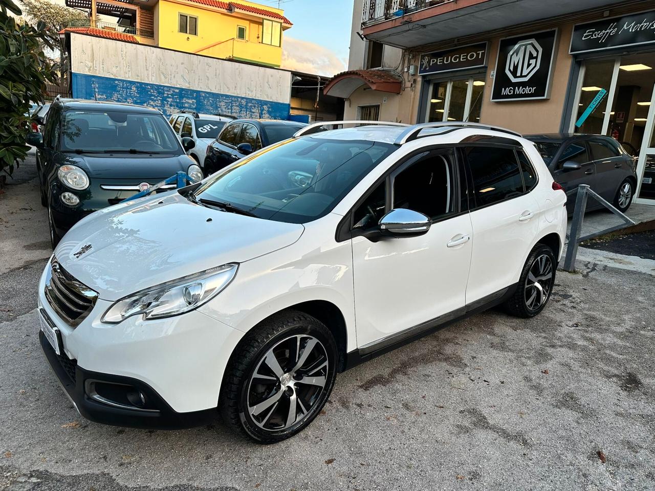 Peugeot 2008 BlueHDi 100 Allure