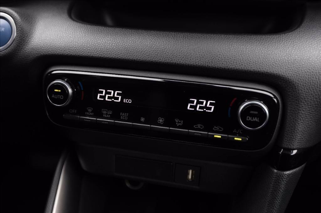 MAZDA 2 1.5 vvt full hybrid electric Select e-cvt del 2023