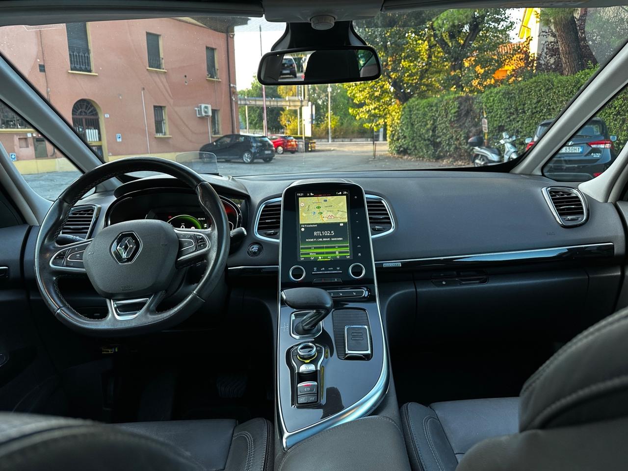 Renault Espace dCi 160CV EDC Energy Initiale Paris 4Control