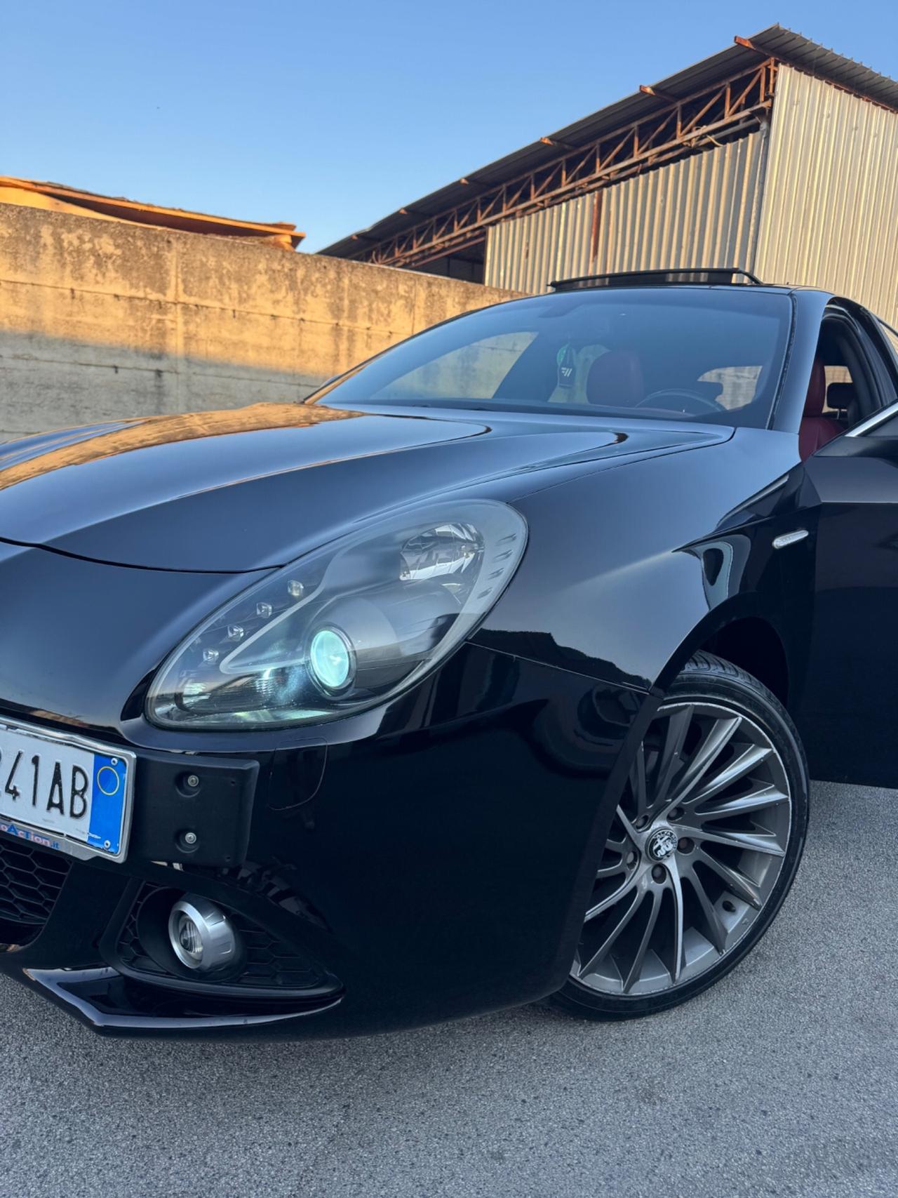 Alfa Romeo Giulietta 1.6 JTDm-2 CV Exclusive Full Optional