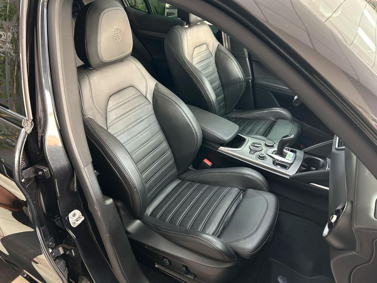 Alfa Romeo Stelvio 2.2 Turbodiesel 210 CV AT8 Q4 Veloce