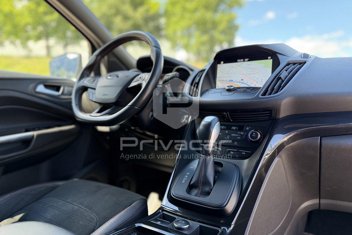 FORD Kuga 2.0 TDCI 150 CV S&S 4WD Powershift ST-Line