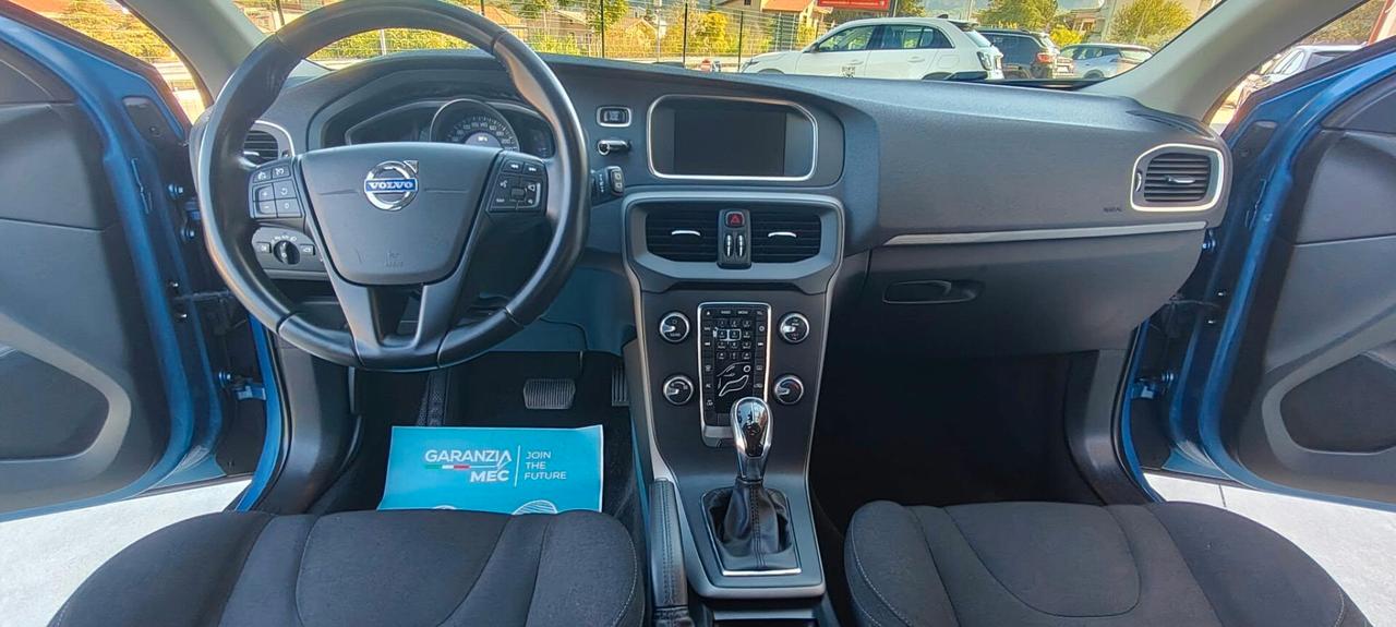 Volvo V40 1.6D Cross Country "AUTOMATICA"