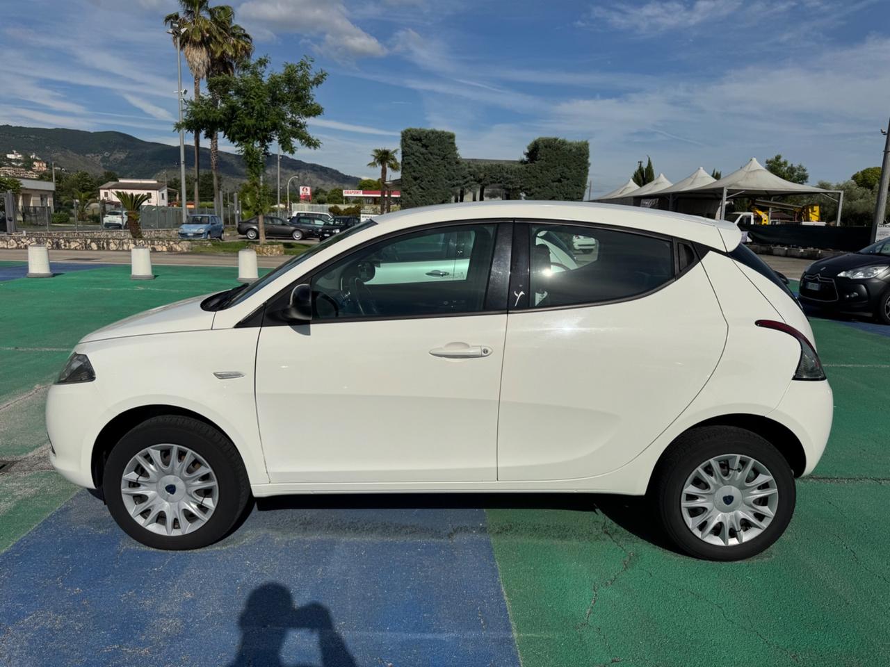 Lancia Ypsilon 0.9 TwinAir 85 CV 5 porte Metano Ecochic Gold