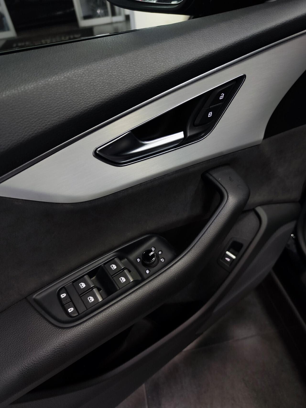 Audi Q8 50 TDI 286 CV quattro tiptronic S Line Tetto Matrix Night