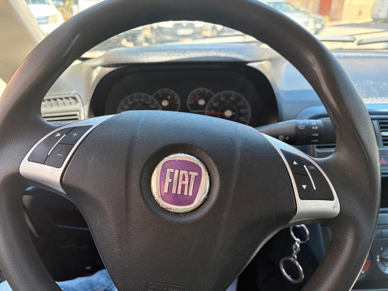 Fiat Grande Punto Grande Punto 1.3 MJT 75 CV 3 porte Active