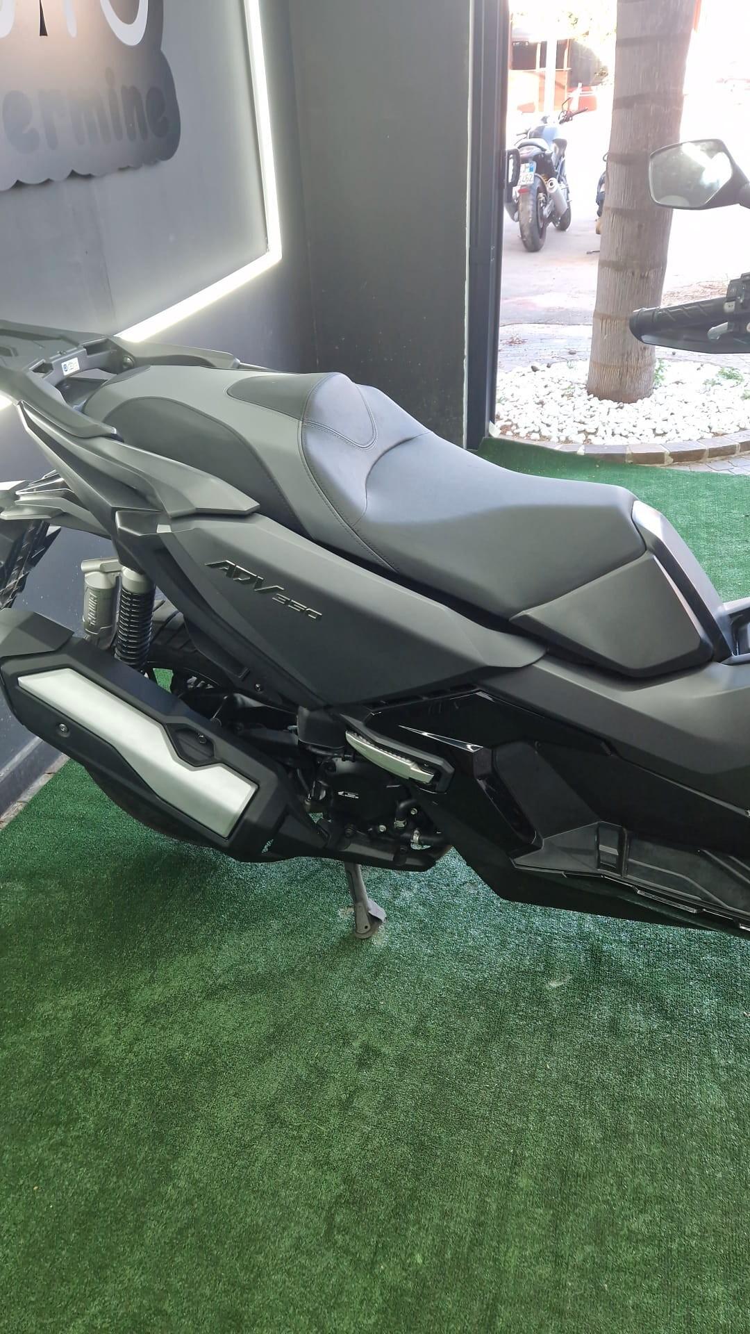 Honda ADV 350