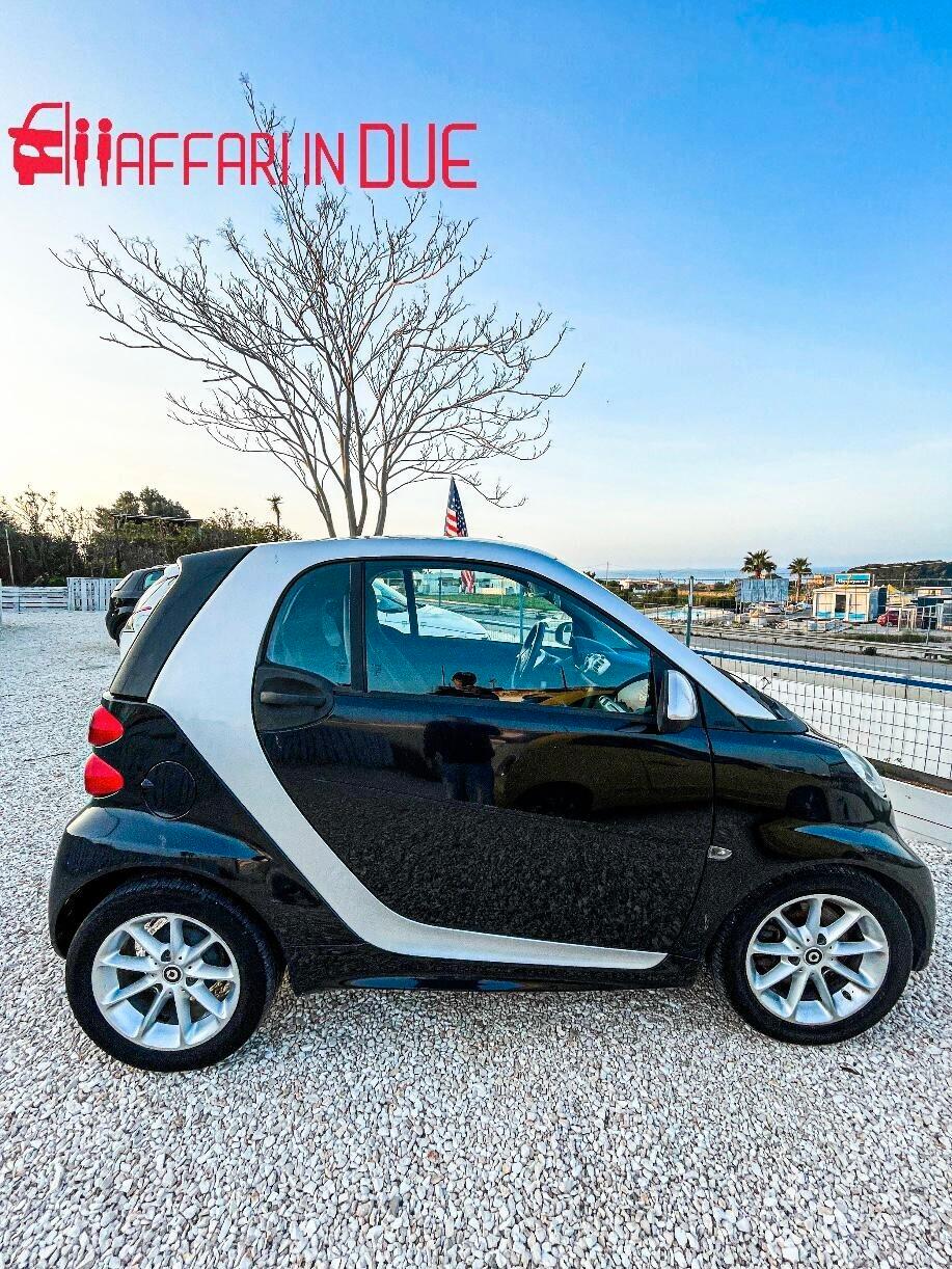 Smart ForTwo 1000 *** GPL *** 52 kW MHD coupè Urbanrunner