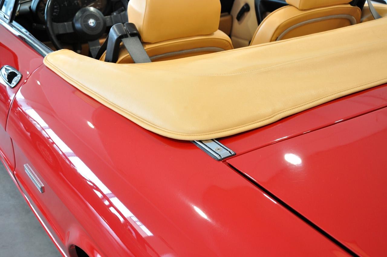 Alfa Romeo Spider 1.6 Carburatori cerchi 15 pollici