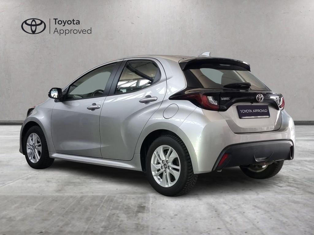 Toyota Yaris 1.5 hybrid Active