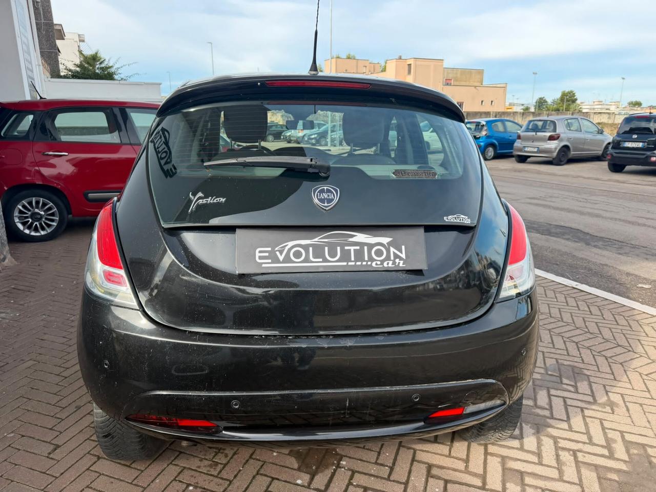 Lancia Ypsilon 1.2 69 CV 5 porte metano Ecochic Gold
