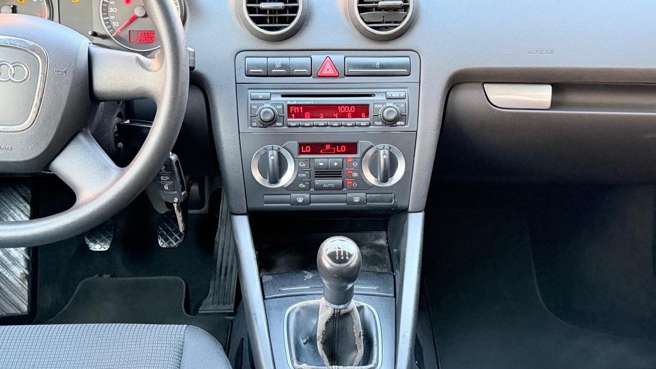 Audi A3 1.6 16V FSI Ambition