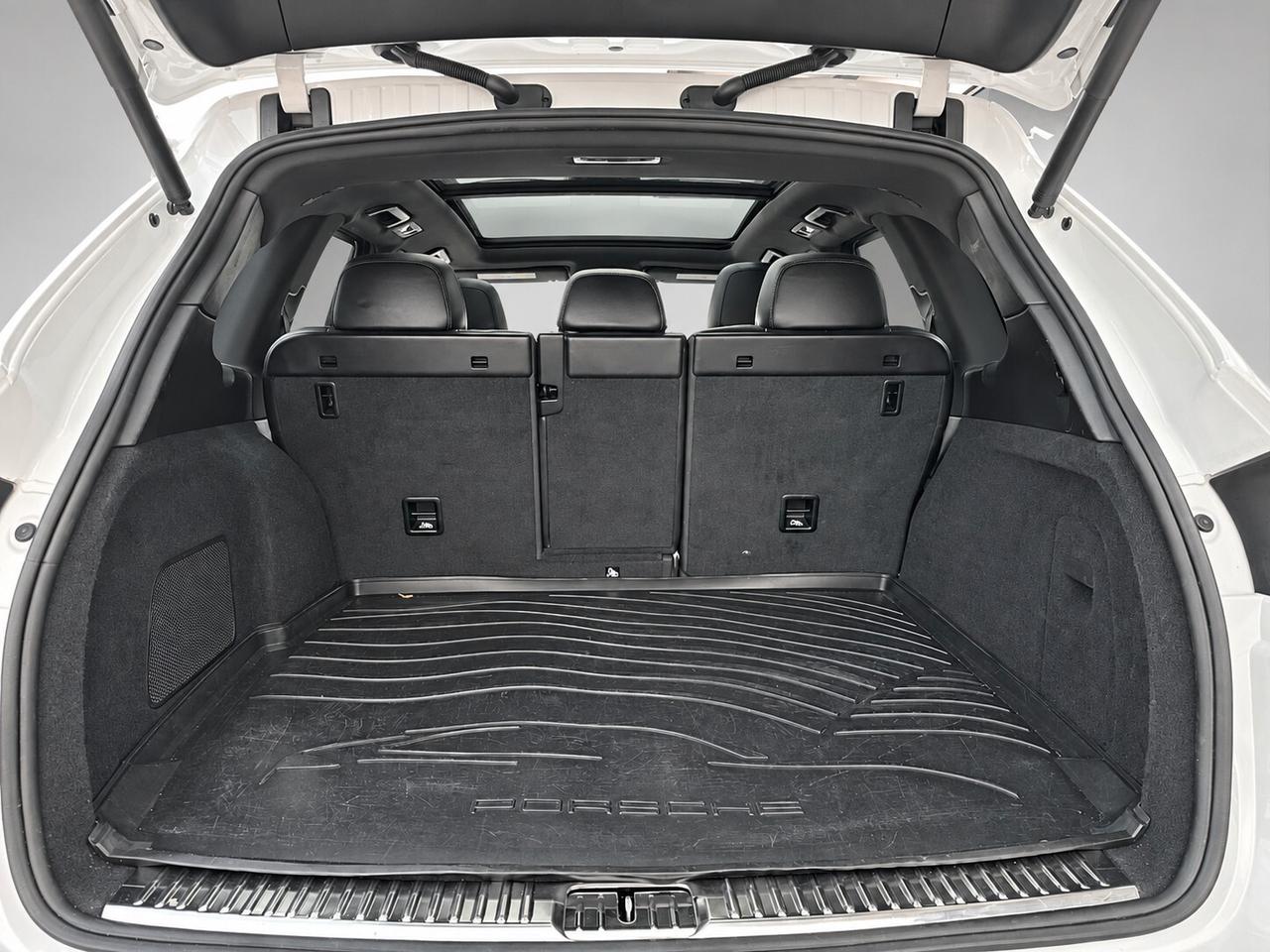 Porsche Cayenne 3.0 V6 E-Hybrid FINANZIABILE